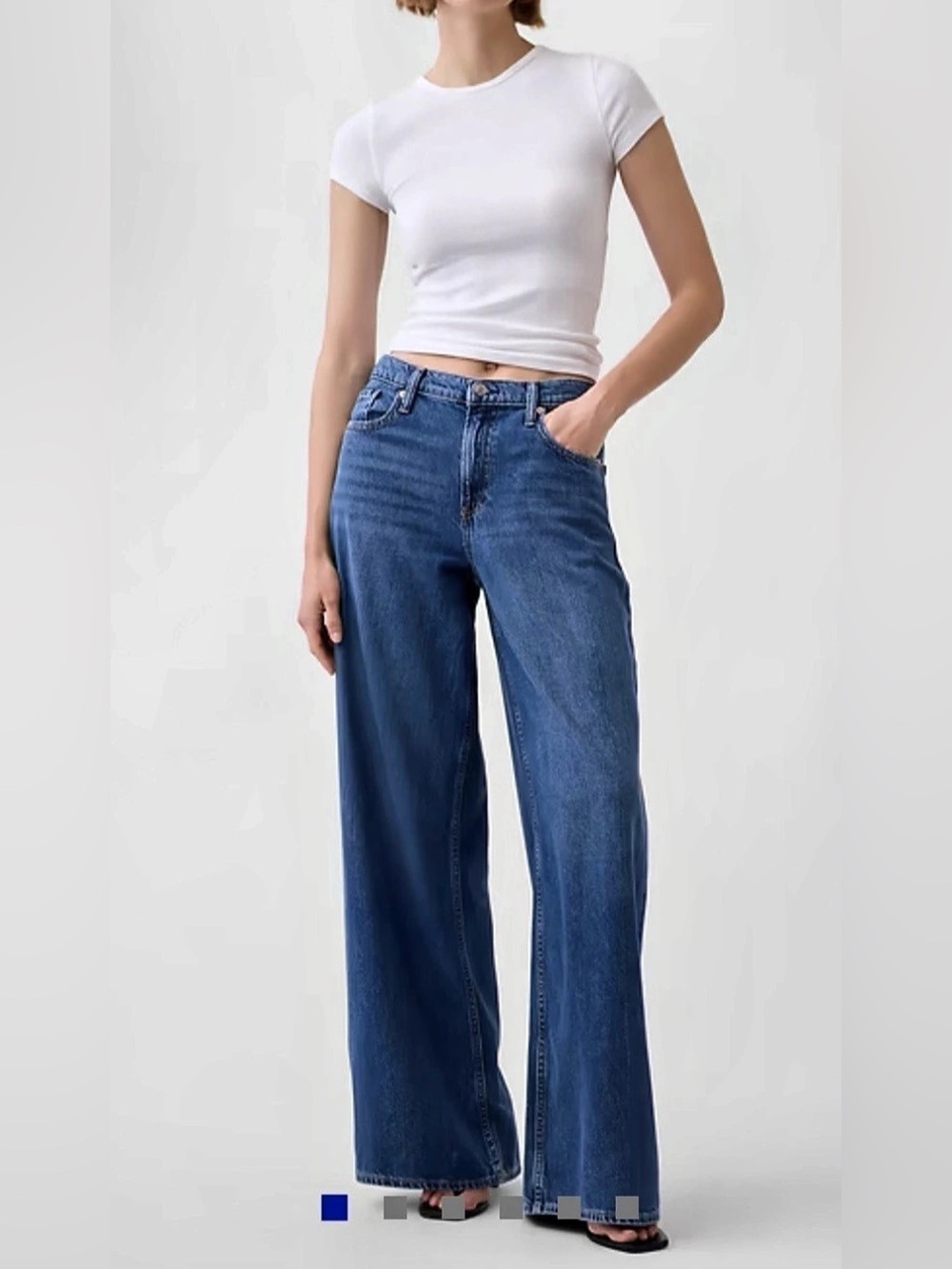 Gap Medium Wash Ultrasoft Denim Baggy Mid Rise Wide Leg Jeans - Size 27/4S